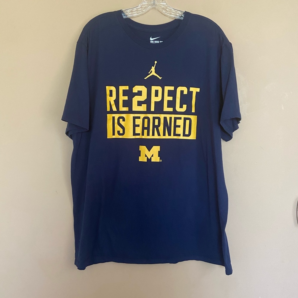 Nike T-shirt